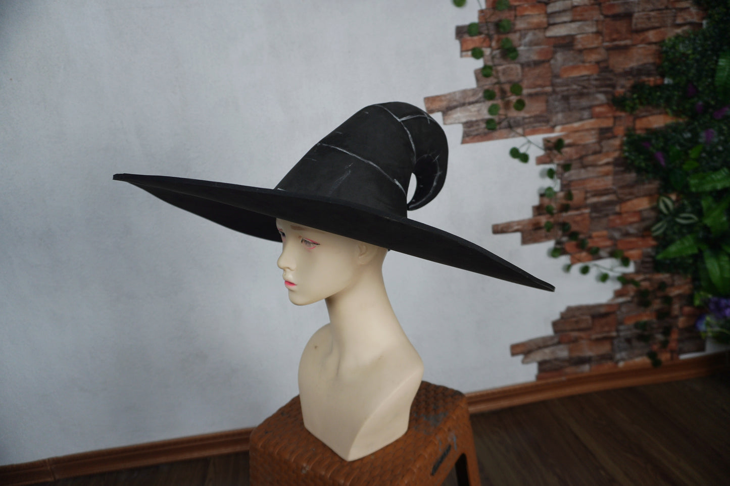 Prop Pattern: Curly Witch Hat Base Pattern Cosplay Template Blueprint PDF