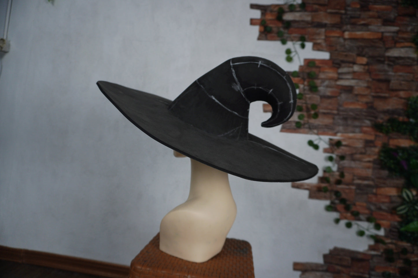 Prop Pattern: Curly Witch Hat Base Pattern Cosplay Template Blueprint PDF